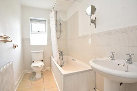 10 Crofters Green, Killinghall, Harrogate, HG3 2GY