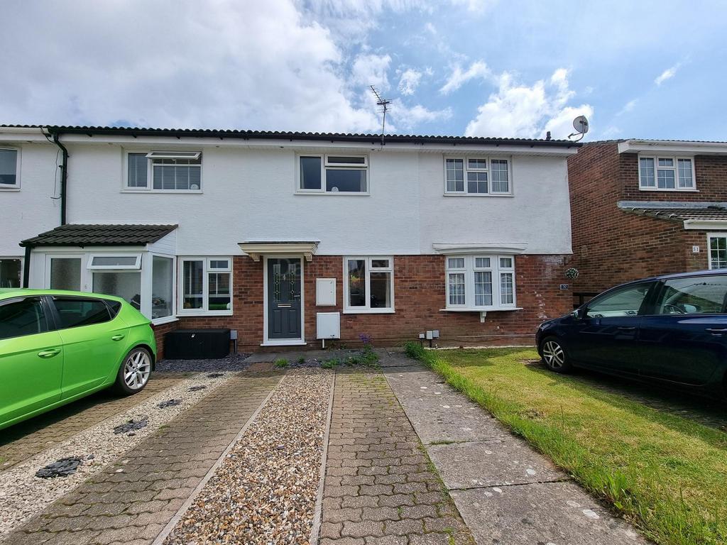 The Pastures, Barry, The Vale Of... 2 bed terraced house for sale £