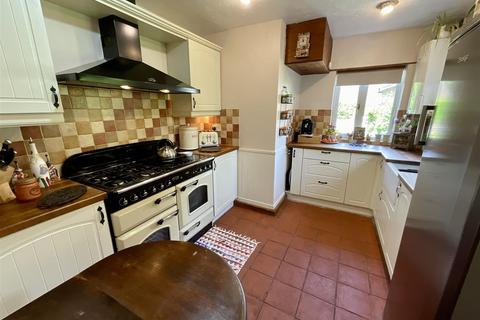 3 bedroom cottage for sale, Canterbury Road, Etchinghill, Kent