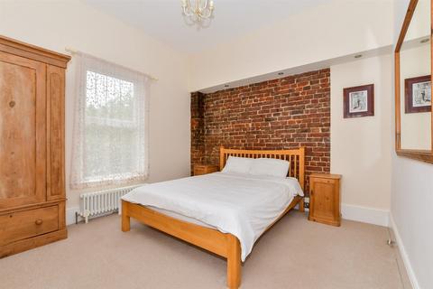 2 bedroom apartment for sale, Albert Road, Hythe, Kent
