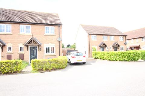 3 bedroom semi-detached house to rent, Coningsby, Lincoln