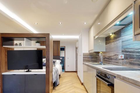 undefined, Apt 37,  Live Oasis Piccadilly, Live Oasis Piccadilly M1