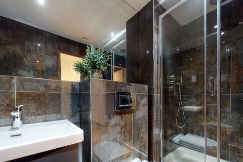 undefined, Apt 37,  Live Oasis Piccadilly, Live Oasis Piccadilly M1