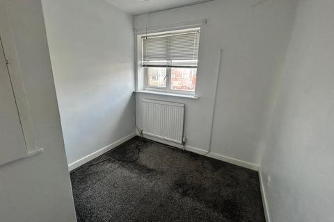 15 Chilton Drive, Middleton, Manchester, M24 2LQ