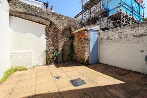 2 bedroom end of terrace house for sale, Crown Street, Brighton, BN1 3EH