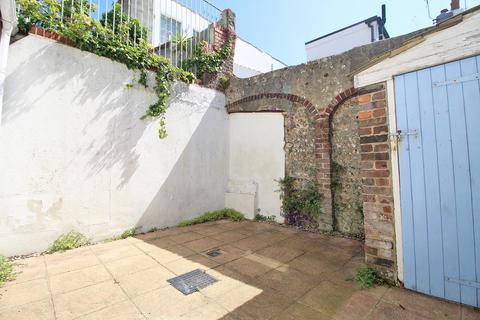 2 bedroom end of terrace house for sale, Crown Street, Brighton, BN1 3EH