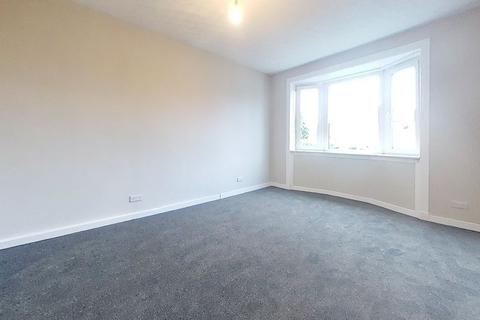 3 bedroom flat to rent, Croftwood Avenue, Glasgow, G44