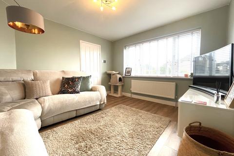 3 bedroom semi-detached house for sale, Dellside, Bredbury, Stockport