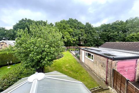 3 bedroom semi-detached house for sale, Dellside, Bredbury, Stockport