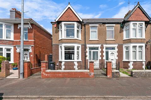 3 bedroom end of terrace house for sale, Lansdowne Road, Canton