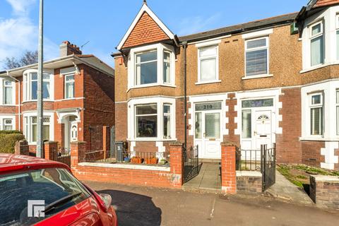 3 bedroom end of terrace house for sale, Lansdowne Road, Canton