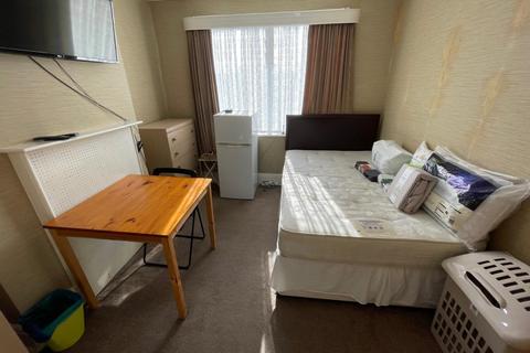 1 bedroom in a house share to rent, Baxter Road, Edmonton