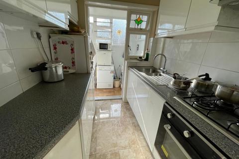 1 bedroom in a house share to rent, Baxter Road, Edmonton