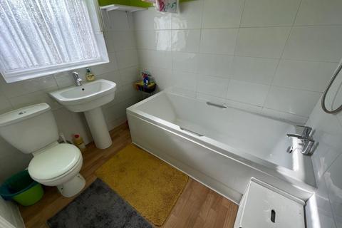 1 bedroom in a house share to rent, Baxter Road, Edmonton