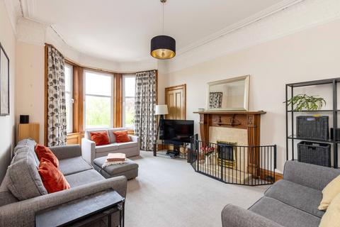 3 bedroom apartment to rent, Falcon Gardens, Edinburgh, Midlothian