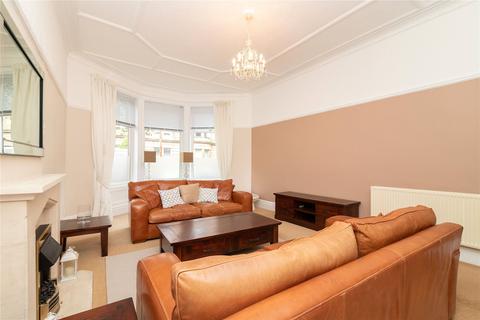 2 bedroom apartment to rent, Battlefield Avenue, Battlefield, Glasgow