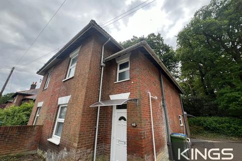 3 bedroom semi-detached house to rent, Burgess Road, Southampton