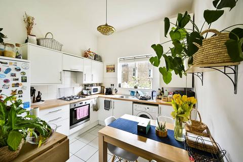 2 bedroom flat for sale, Chippenham Road, Maida Vale, London, W9