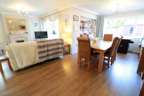 4 bedroom link detached house for sale, Beauchamp Road, Solihull B91