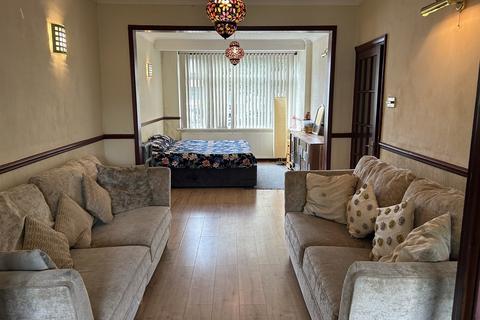 141 Wentworth Road, Southall, UB2 5TX
