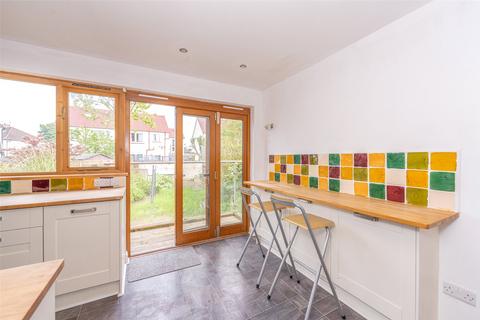 35 Silverknowes Grove, Edinburgh, EH4 5NH