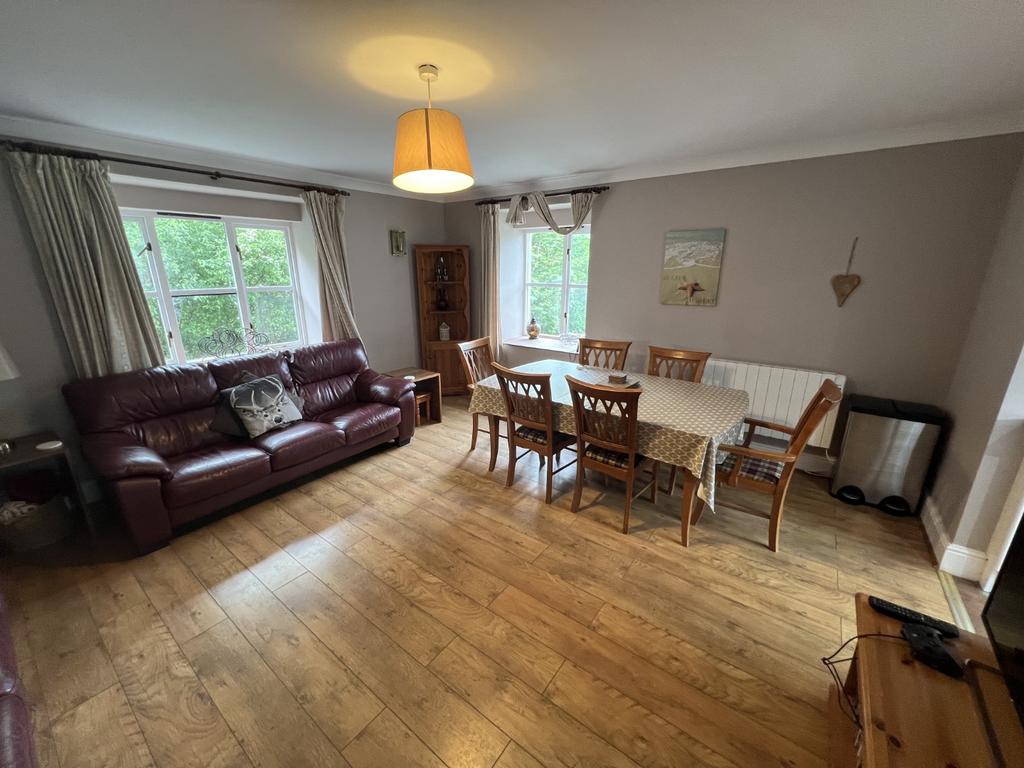 Open Plan Lounge/Dining Room