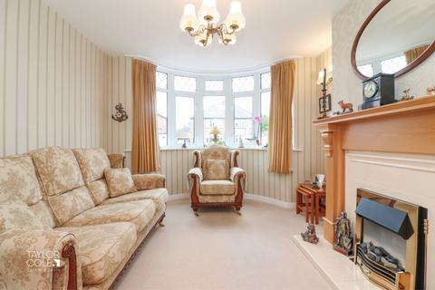 3 bedroom semi-detached house for sale, Draycott Crescent, Kettlebrook