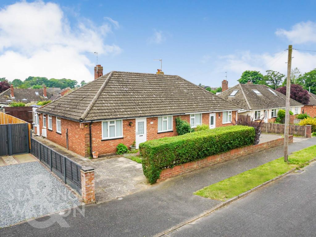 Moore Avenue, Old Catton 3 bed semidetached bungalow for sale £250,000