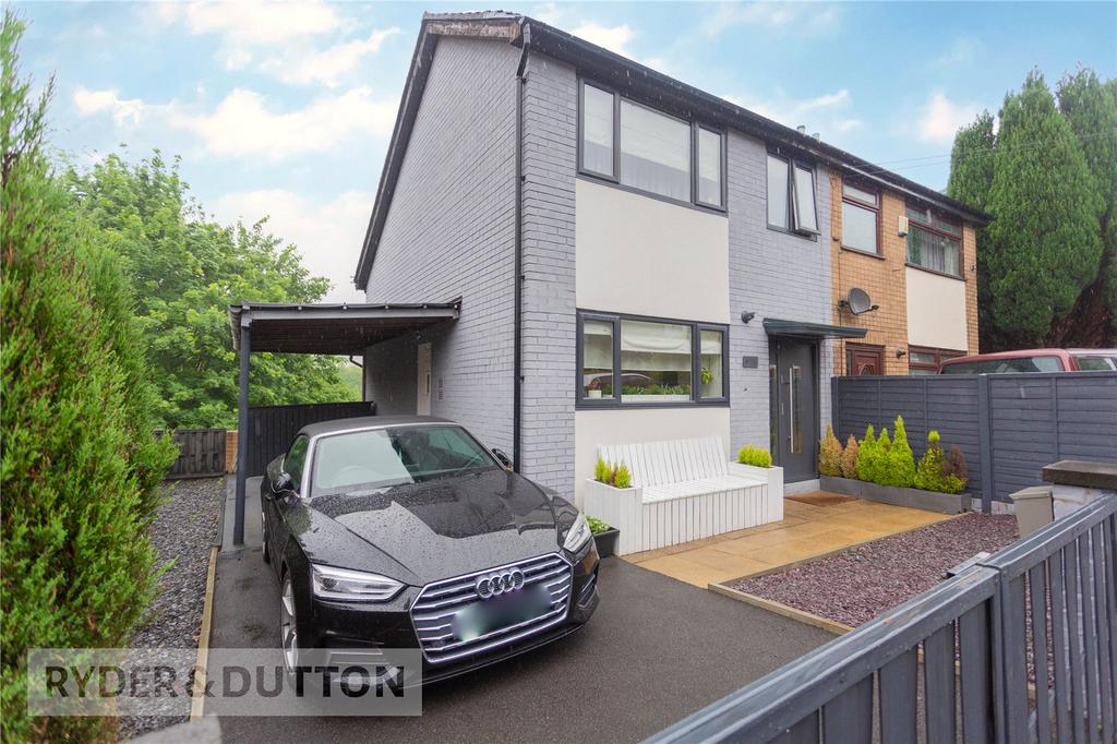 Hill Lane, Blackley, Manchester, M9 3 bed semidetached house for sale