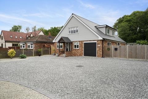 4 bedroom detached house for sale, Bromley Green Road, Ashford, TN26 2EQ