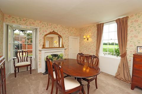 5 bedroom detached house for sale, Harwich Road, Beaumont