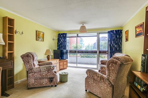 2 bedroom flat for sale, Parkview, Purley CR8