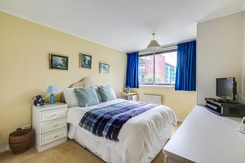 2 bedroom flat for sale, Parkview, Purley CR8