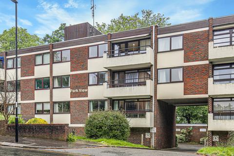 2 bedroom flat for sale, Parkview, Purley CR8