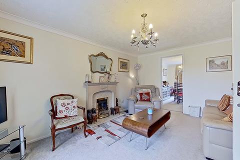 28 Warrington Drive, Birmingham, B23 5YP