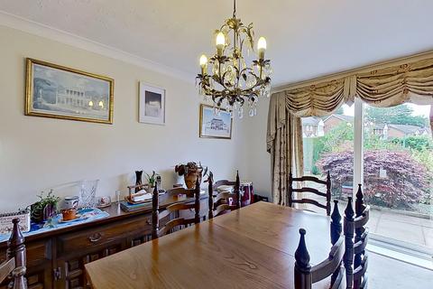28 Warrington Drive, Birmingham, B23 5YP