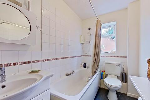 28 Warrington Drive, Birmingham, B23 5YP