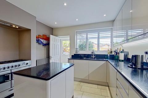 4 bedroom detached house for sale, Manor Road, Tamworth B78