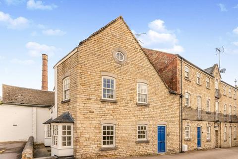 2 bedroom apartment to rent, All Saints Mews, Stamford, PE9