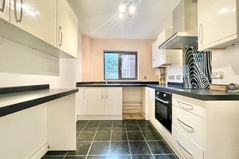 1 bedroom flat to rent, Scott Road, Norwich, NR1 1YL