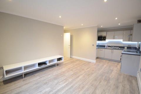 2 bedroom flat to rent, Judds House, Slough