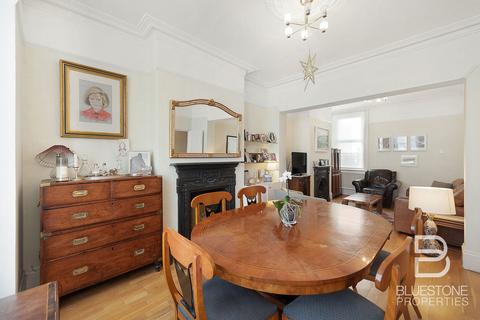 4 bedroom terraced house for sale, Gleneagle Road,