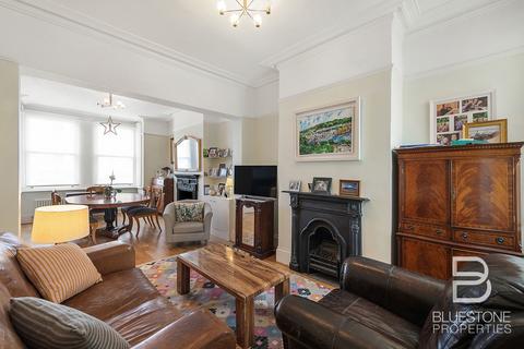 4 bedroom terraced house for sale, Gleneagle Road,