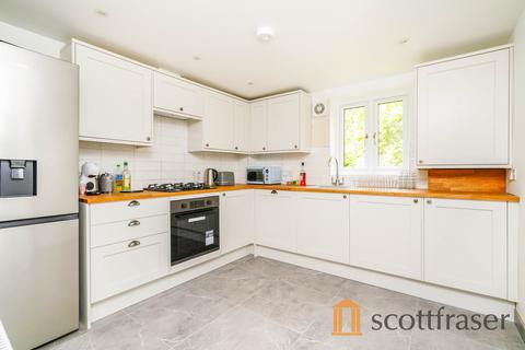 2 bedroom apartment to rent, Dorchester Close, Headington, OX3 8SS