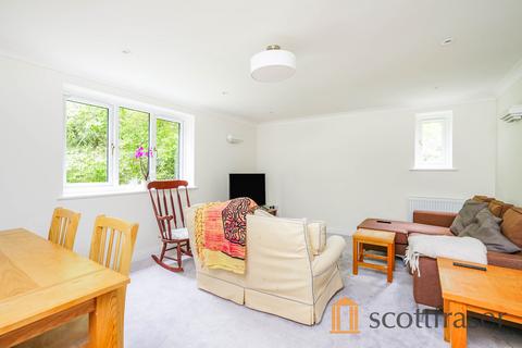 2 bedroom apartment to rent, Dorchester Close, Headington, OX3 8SS