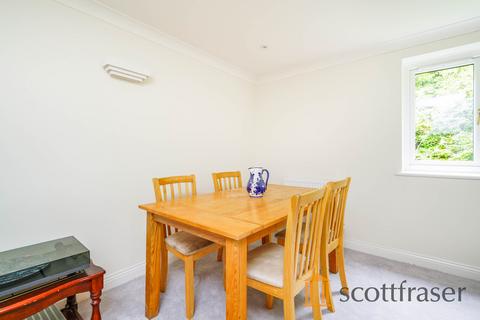 2 bedroom apartment to rent, Dorchester Close, Headington, OX3 8SS