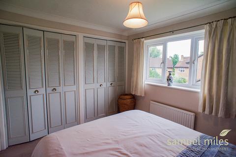7 Godwin Road, Lower Stratton, Swindon, SN3 4XT