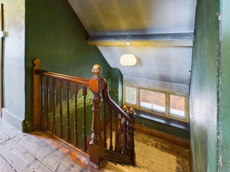 Photo 32