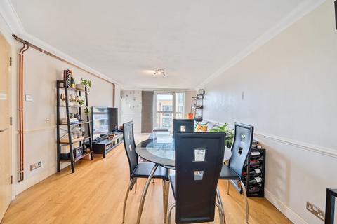 2 bedroom apartment to rent, Glaisher Street London SE8