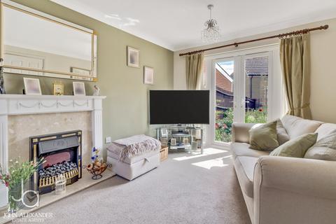 12 Wilkin Drive, Tiptree, Colchester, CO5 0QP